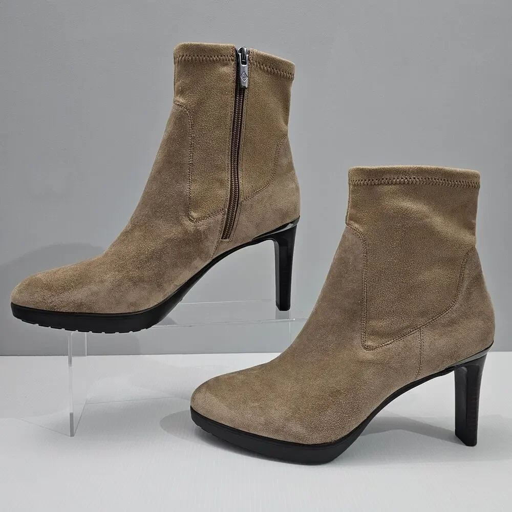 Donald Pliner Italia Ankle Boot Womens 9 Biscotti Tan Suede Stiletto Heel NEW